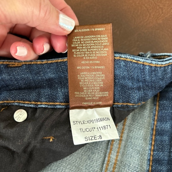 KUT from the Kloth AMY Ankle Straight Leg Cuffed Distressed Detail Jean SIZE 8 - Picture 11 of 11